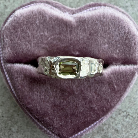 Lush Ring Size N