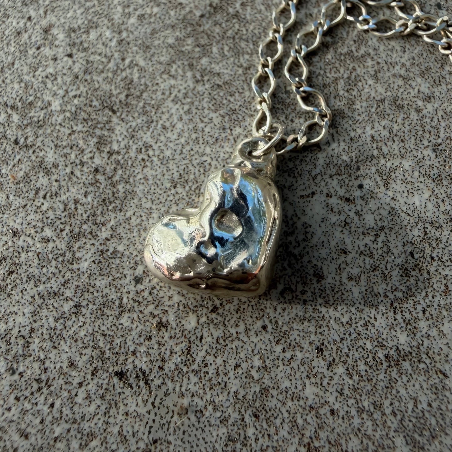 Kardia Organic Heart Pendant