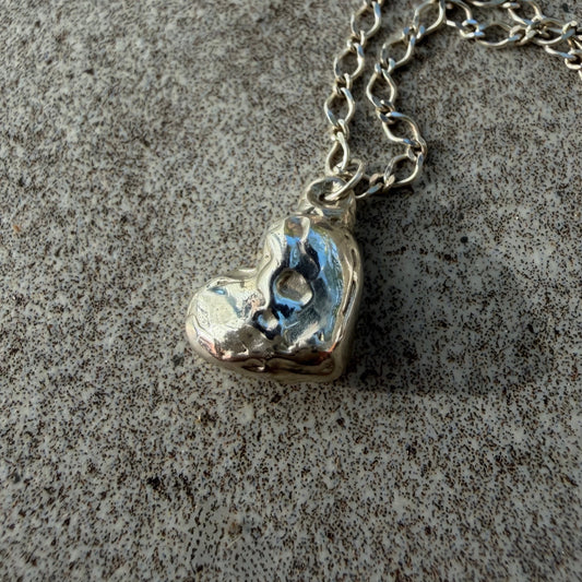 Kardia Organic Heart Pendant