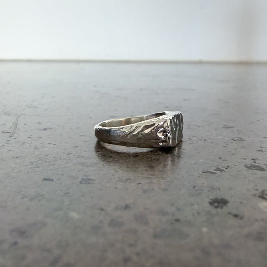 Textured Signet Ring Size M 1/2