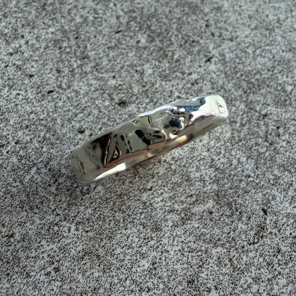 Lia Ring Size P