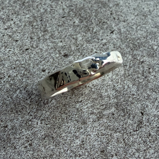 Lia Ring Size P