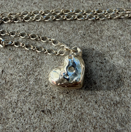 Kardia Organic Heart Pendant