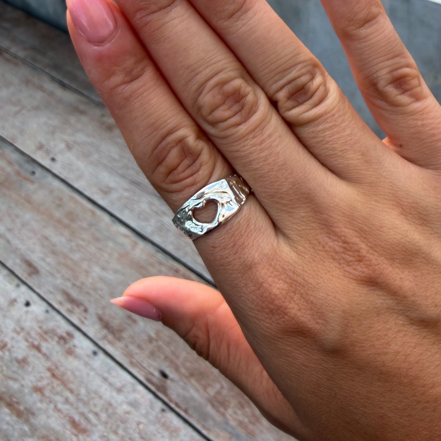 Kardia Organic Heart Ring Size P