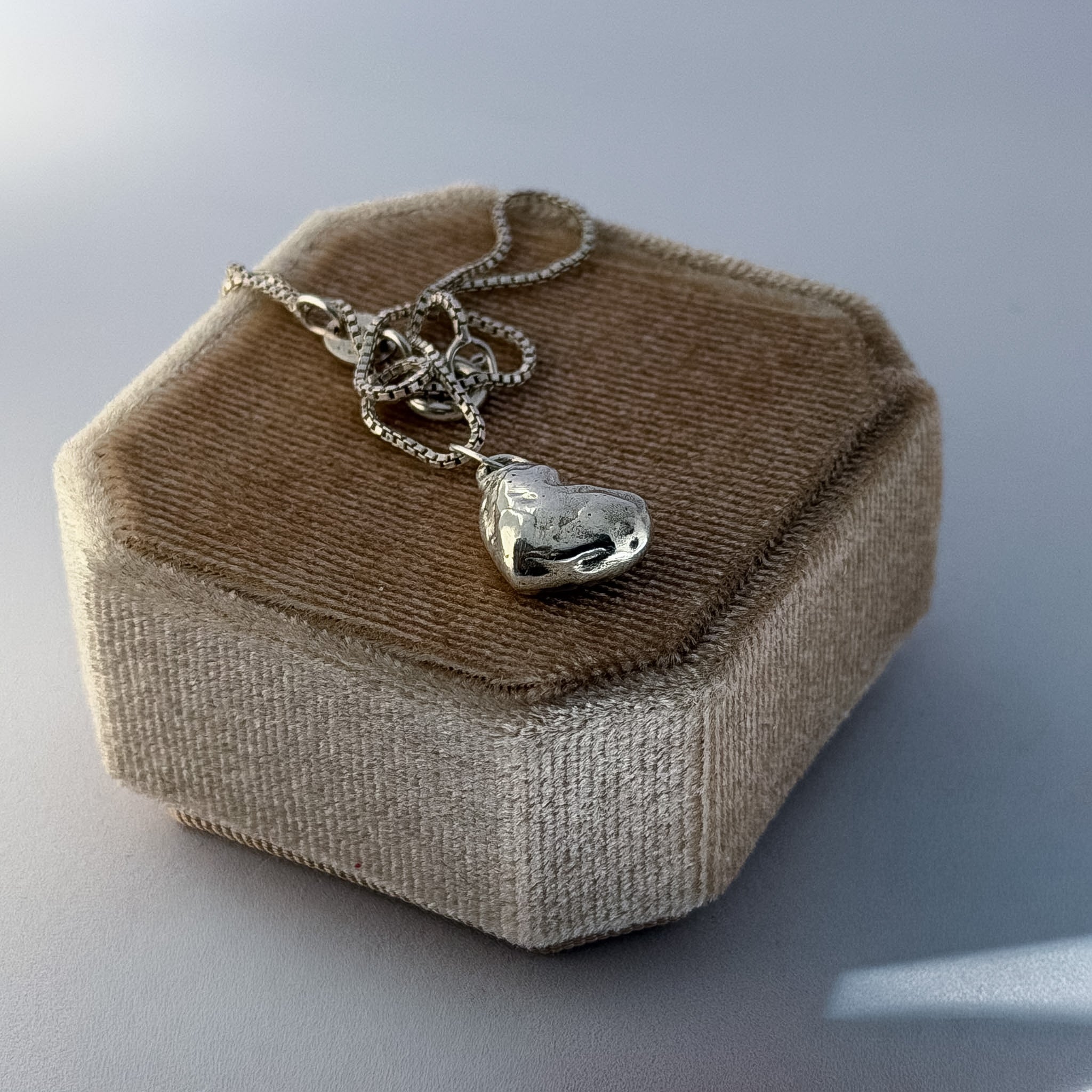 Kardia Organic Heart Pendant