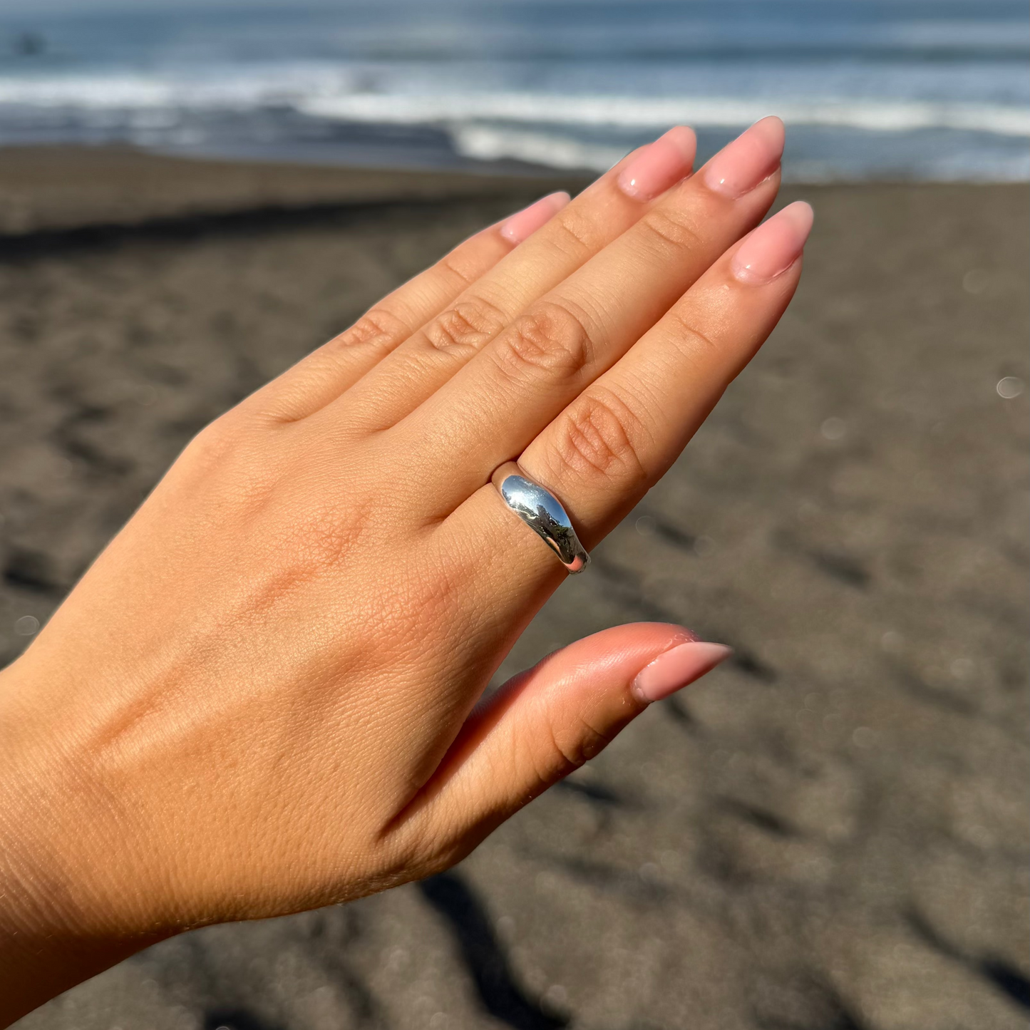 Smooth Wave Ring Size Q