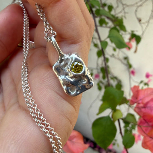 Moss Necklace